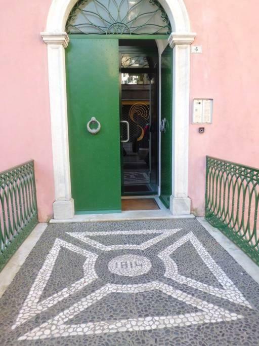Davanti Al Mare E Al Parco Apartamento Rapallo Exterior foto